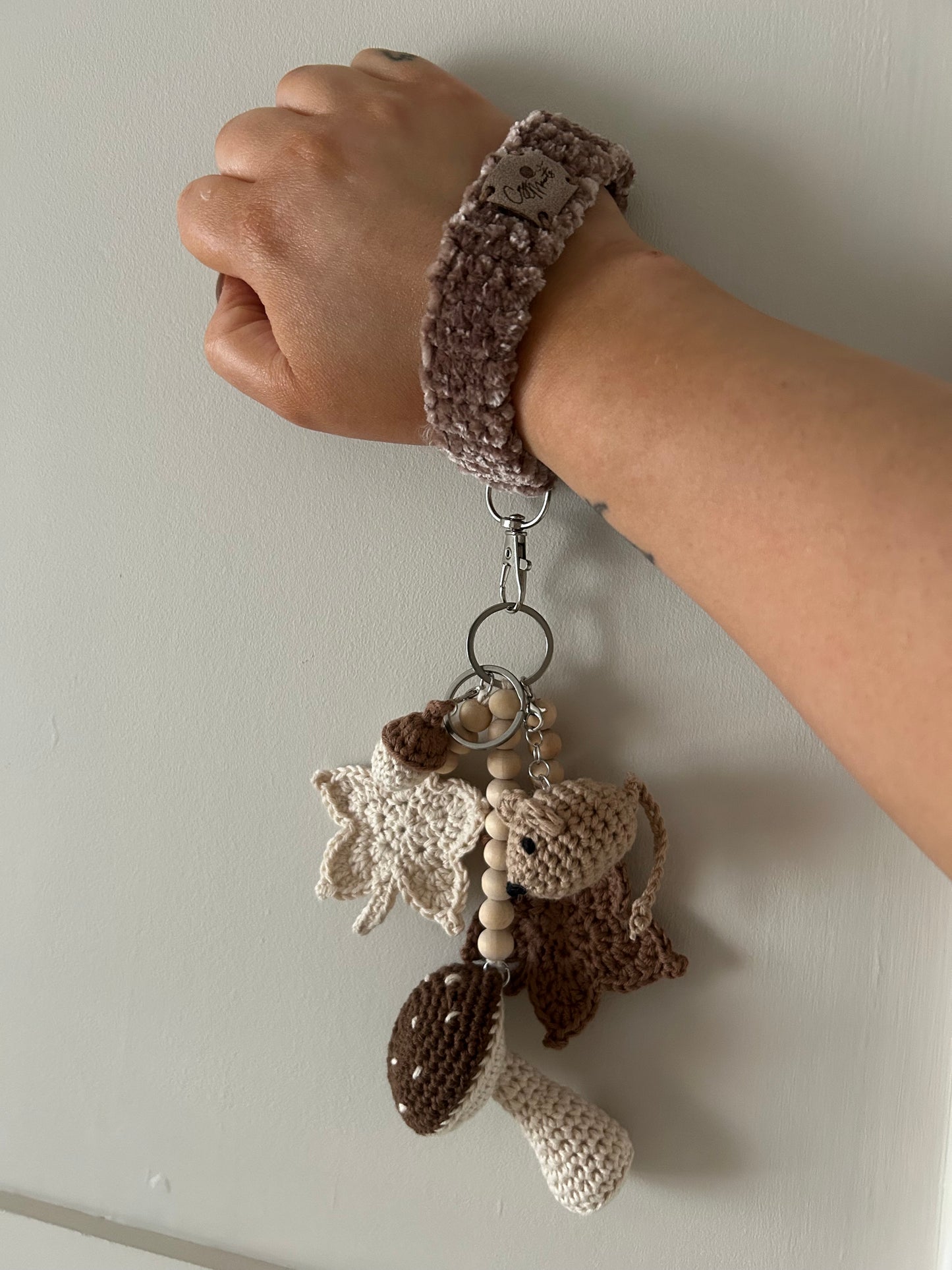 Crochet Autumn Fall Keyrings | Neutral Cozy | Wristlet | Seasonal | Mushroom, Mouse, Acorn, Leaves